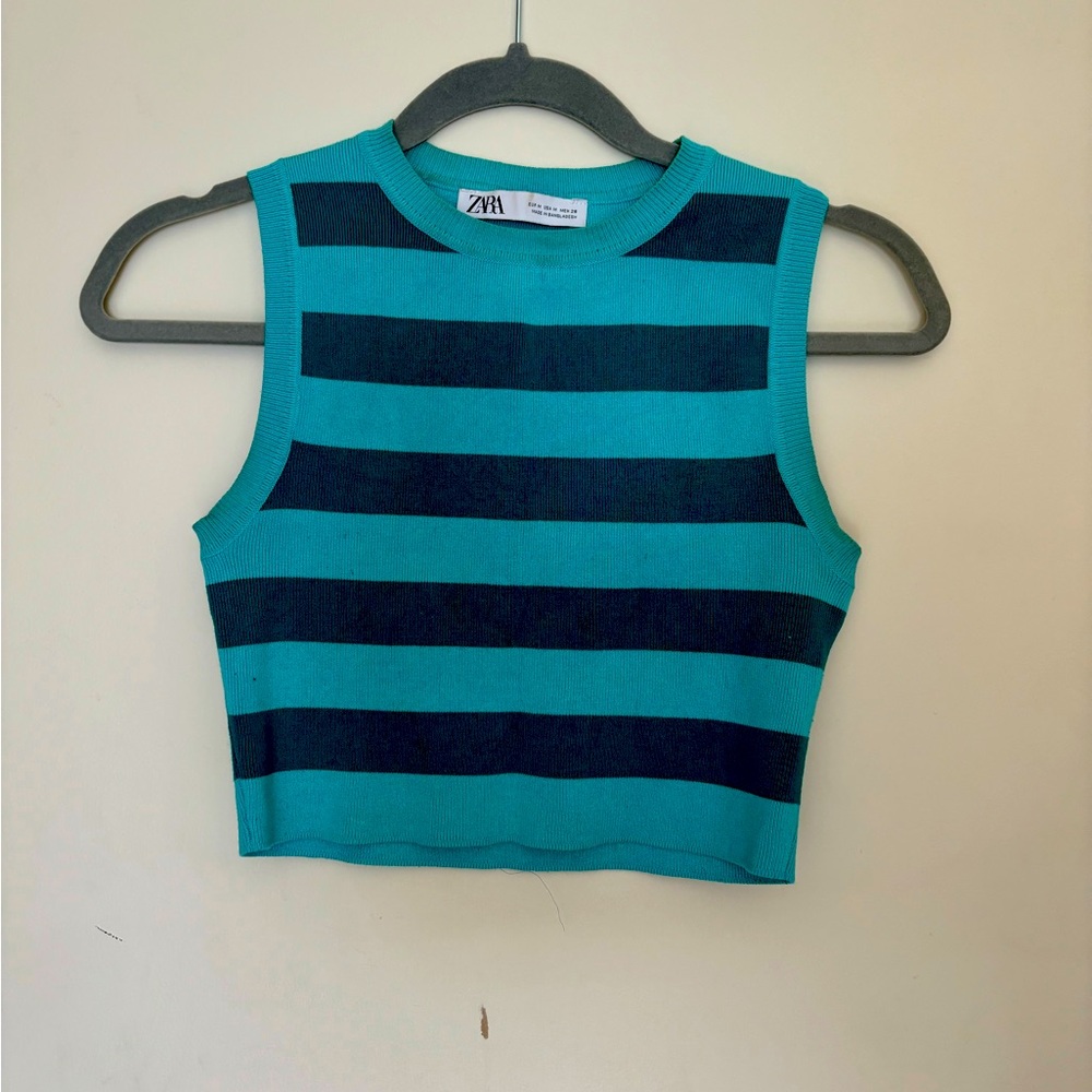 adorable striped crops tank. Zara.